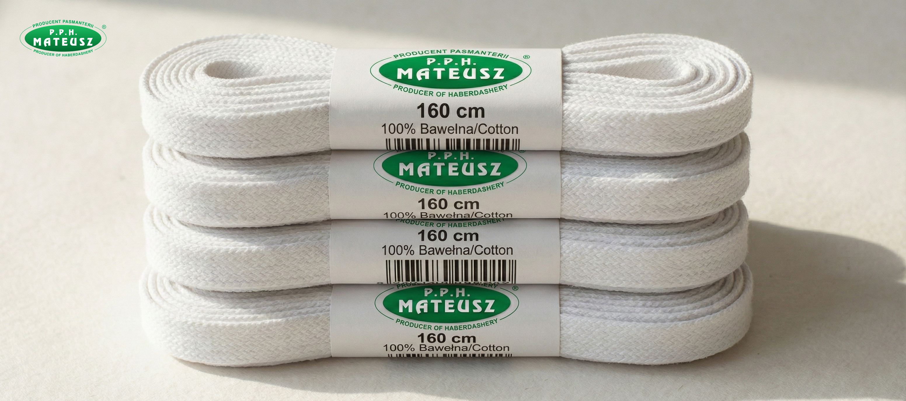 White packaged shoelaces with band – variant 3